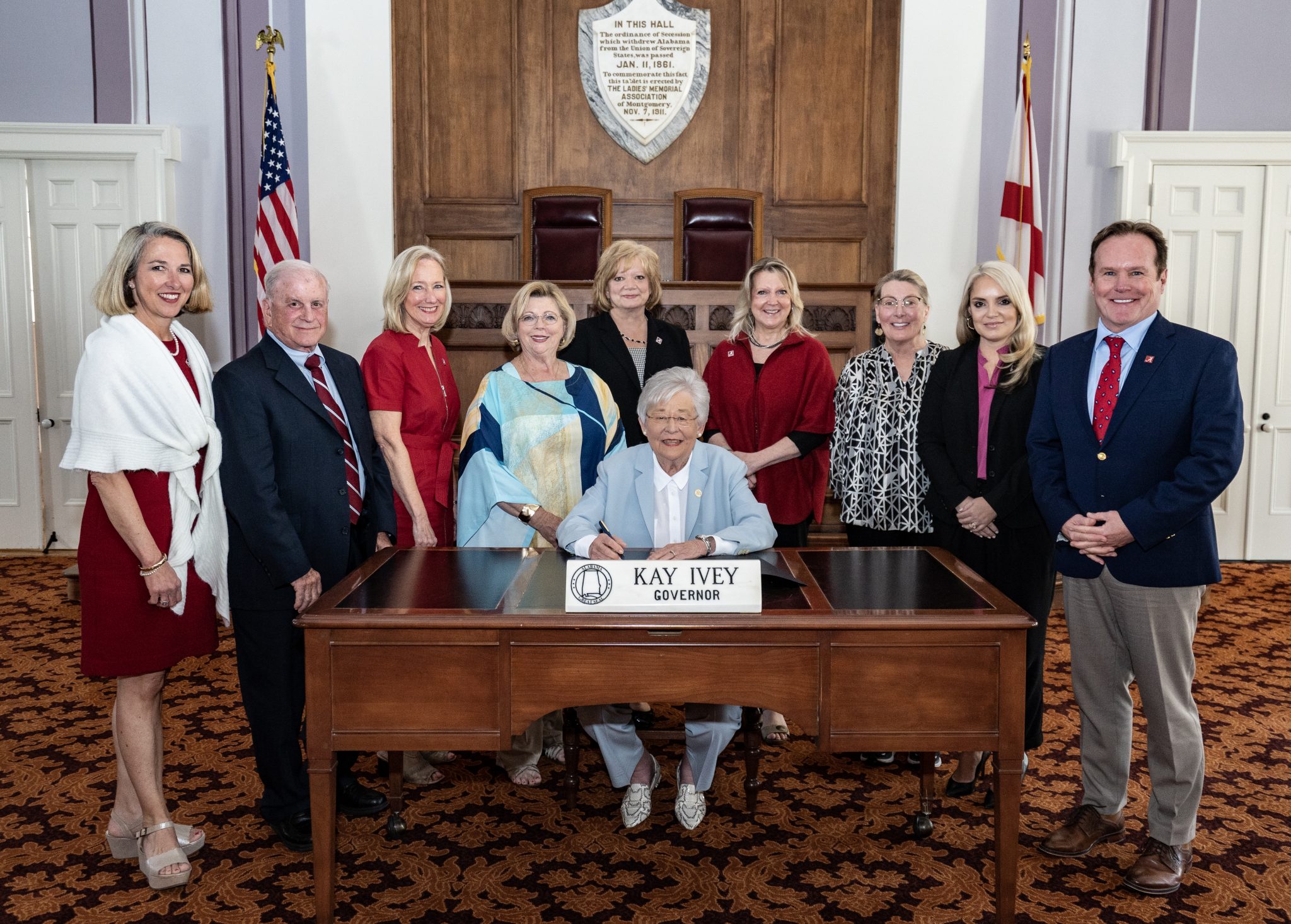Governor Proclaims November 9 As Alabama Frontline Nurses Day news-events-capstone-college-of-nursing-the-university-of-alabama