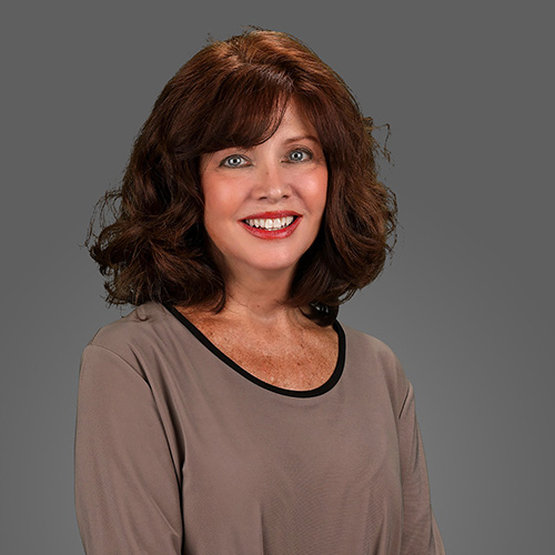 Lisa Mestas Headshot